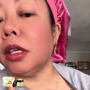 ERICNB  Bee Venom Skin Restoration Cream Firming Lifting Reduce Redness Soothing Repair Damaged Skin Strengthen Barrier Brighten Nourish Body Cream Hand And Foot Skin Redness And Itchiness Moisturizing And Smoothing Skin Care Cream Body Care(60g)2025