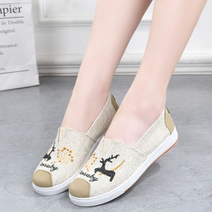 Free Shipping WomenS Canvas Shoes With A Tendon Sole New Spring/Autumn Style Flat Casual Shoes Versatile Soft-Soled Shoes For Mothers