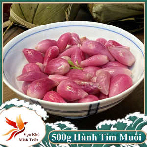 Hành Tím Muối Chua Ngọt Giòn Thơm Mới ngâm giấm chua ngọt sẽ tạo nên một món ăn kèm tuyệt ngon- VỰA KHÔ MINH TRIẾT