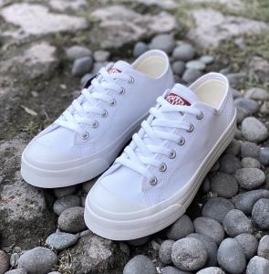 Sepatu Sneakers Public White Low Casual Sepatu Pria Wanita Putih