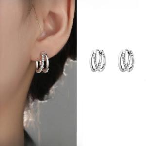 Anting-anting Gelung Serba Guna Baharu Cuff Telinga Perak Gaya Korea Minimalis Anting-anting Polos Fesyen Ringkas untuk Wanita Anting-anting Gelung Dwi Lapis Elegan dengan Rekaan Niche