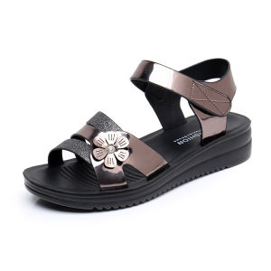 [Free Shipping] New Fashionable Womens Sandals for Mothers Flat Soft-Soled Summer Shoes for Middle-Aged and Elderly Women In Stock