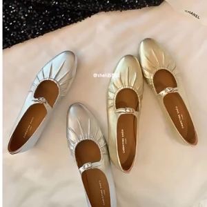 Giá khuyến mãi [sheii Su Yinyin. ] Cô gái phong cách Pháp _ Giày ballet Mary Jane đế bằng có dây khóa nhăn cho phụ nữ giày bà ngoại