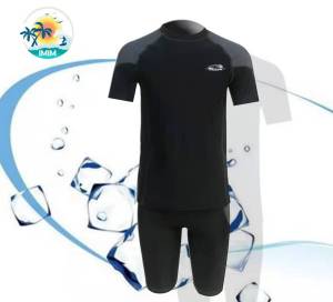 91013 ชุดว่ายน้ำผู้ชาย เสื้อแขนสั้น กางเกงขาสามส่วน มีซับใน