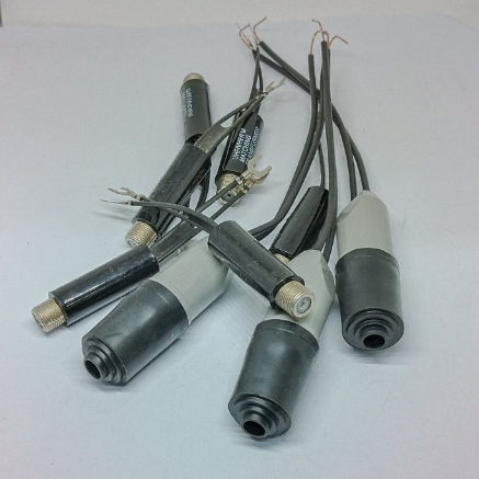 Adaptateur Transformateur TVC HMT-1 UHF-VHF-FM 300-75 Ohm - Neuf