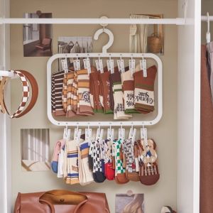 Multi clip childrens clothes hanger household wardrobe storage artifact multifunctional baby clothes hanger baby socks drying rack