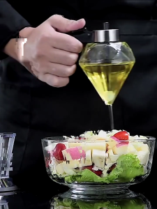 Convenient Glass Oil Dispensers Easy to Clean Glass Oil Jugs Oil Pitcher Oil Canisters Perfect for Storing Ingredient