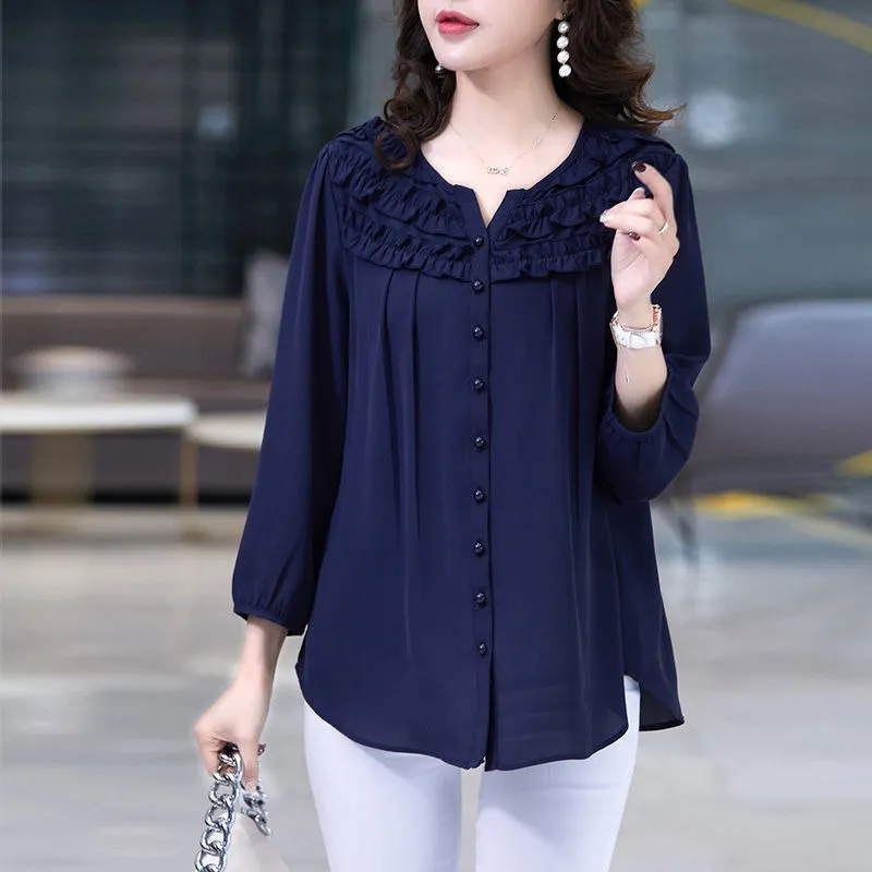 Women's Plus Size Blouse with Round Neckline and 3/4 Sleeves