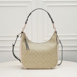 Original Womens Underarm Bag Flower Chain Shoulder Bag Fashionable and Versatile Crescent Bag C9191 size: 29*28*12cm