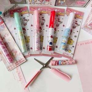 DSFDF ดีไซน์พับได้ กรรไกรรูปทรงปากกา เครื่องมือศิลปะงานฝีมือ ปลอดภัยและปลอดภัย กรรไกรงานฝีมือขนาดเล็ก ความแปลกใหม่ คิตตี้สำหรับเด็ก เครื่องมือตัดกระดาษ เครื่องเขียนแบบอยู่กับที่