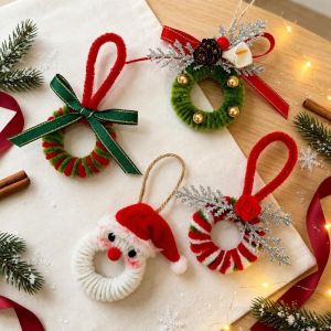 FEELINGS Striped Mini Christmas Wreath Xmas Decorations Santa Claus Plush Door Hanging Festive Xmas Hanging Ornament Door Decor