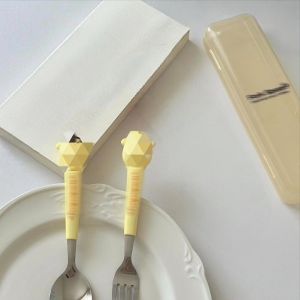 Bộ muỗng nĩa bằng thép không gỉ kiểu di động họa tiết Kuromi phù hợp làm quà cho bé gái gồm 2 món