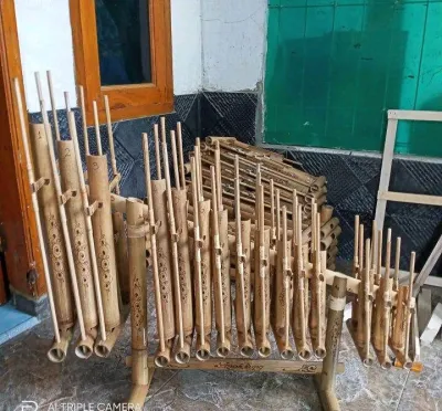 ANGKLUNG BAMBU 1 SET 15 NADA