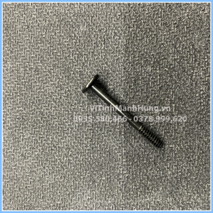 Ốc dài 3cm gắn quạt dưới đáy case quạt tản nhiệt nước.