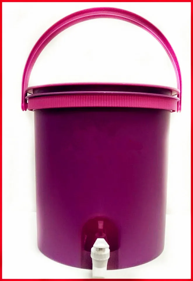 TUPPERWARE NEW JUMBO BUCKET CANISTER 14 L-IN PURPLE WITH HANDLE COLOR !!!!