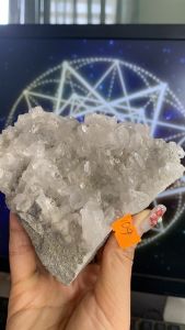 Viên đá Thạch Anh trắng hình trái tim năng lượng thuần khiết tự nhiên thiên nhiên vũ trụ 804