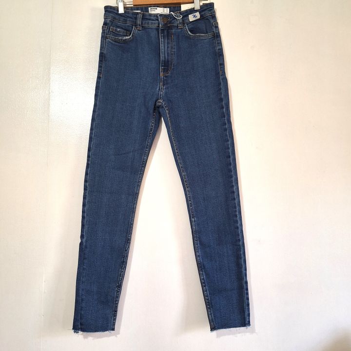 Bershka Highwaist Super stretch Skinny Jeans | Lazada PH