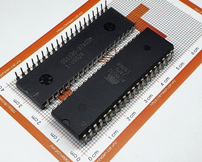 Vi%20%C4%91i%E1%BB%81u%20khi%E1%BB%83n%20AT89S52-24PU%20IC%20MCU%208BIT%208KB%20FLASH%2040DIP%20-%20Image%202