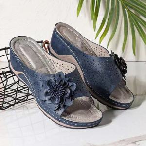 [Free Shipping] New Plus-Size Ethnic-Style Casual Sandals With Braided Patterns Thick Soles And Wedge Heels For Women
