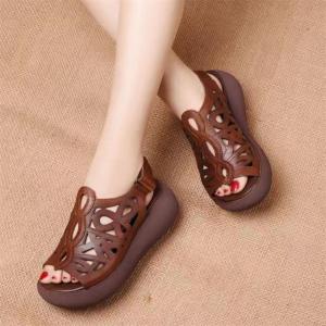 [Free Shipping] New Summer Vintage Hollow Sandals for Women Thick-Soled Platform Moms Peep-Toe Wedge Ethnic Style Shoes for Middle-Aged and Elderly Women