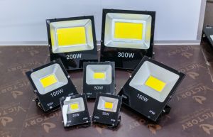 Đèn pha led cob siêu sáng 20w 30w 50w 100w 150w 200wđèn rọi ngoài trời chống nước