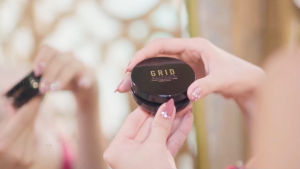 ถูกแปลง Grid Solution Foundation Intense Cover SPF50+ PA+++ แป้งคุชชั่นเนื้อรองพื้น 15g หนึ่งในเสียงเพื่อให้ลุคผิวกึ่งแมท