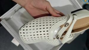 [Free Shipping] Summer Mule Sandals Hollow-Out Design Two-Way Wear Fashionable And Breathable Slip-On Style With A Closed-Toe Design