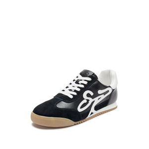 Staccato Gat Sneakers for Women รองเท้าผ้าใบผู้หญิง ส้นแบน EPN03