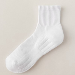 Mid-Calf Basketball Socks Anti-Odor Sweat-Absorbent Sports Socks
