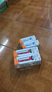Đèn pin cầm tay siêu sáng đa chức năng đèn led pin sạc điện dã ngoại