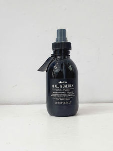 Xịt dưỡng tóc Davines Oi All in one milk Sữa dưỡng tóc 135ml
