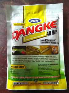 DANGKE 40 WP INSEKTISIDA BAHAN AKTIF:METOMIL 40% 250g