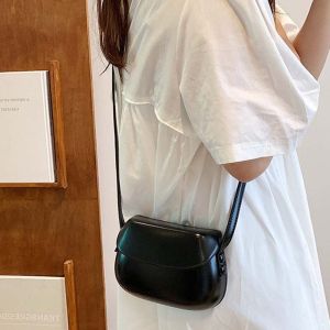 FSDRD Fashion Design Candy Color Shell Bag PU Leather Korean Style Flap Crossbody Bags Temperament Shoulder Bag Versatile Saddle Bag Girls