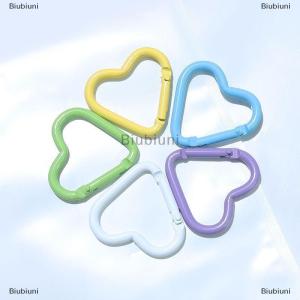 [COD] Biubiuni 10pcs kim loại trái tim mùa xuân Clasp có thể mở ra tình yêu hình Carabiner Keychain clip móc chó chuỗi tự làm đồ trang sức khóa kết nối