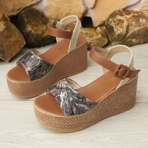 [Free Shipping] New Printed Roman-Style Sandals For Women Featuring A Thick Platform Sole Color-Block Design And Open-Toe Style Perfect For Summer