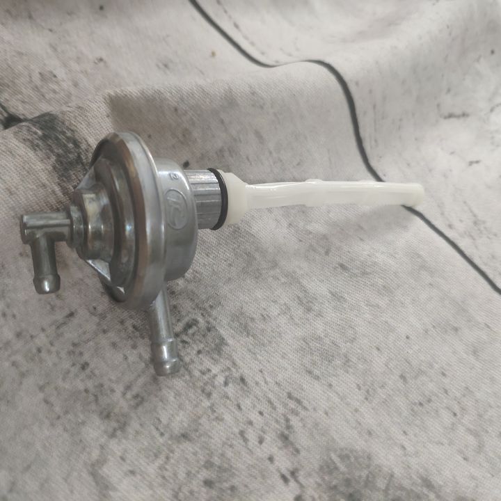 B%C6%A1m%20kh%C3%B3a%20van%20b%C3%ACnh%20x%C4%83ng%20xe%20VESPA%20LX%20-%20kh%C3%B3a%20x%C4%83ng%20xe%20m%C3%A1y%20-%20Image%204