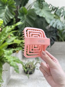 Lược Gội Đầu Silicone VACOSI – Màu Hồng/Xanh Dương TPR Dẻo Mềm An Toàn Cho Tóc Yếu Massage C22