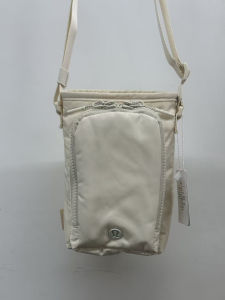lululemon Crossbody shoulder bag water bottle bag phone bag waterproof yoga bag running sports outdoor portable bag