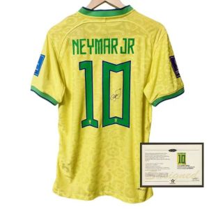 Brazilian national team jersey player edition Neymar printed signature short sleeve football shirt silicone badge armband fan commemorative gift