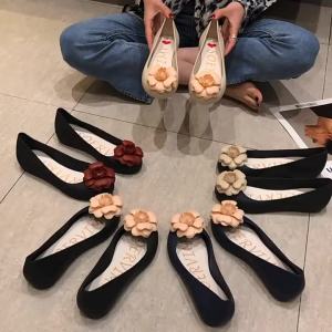 [Free Shipping] WomenS Jelly Shoes With Open Toe New Korean Style Shallow Plastic Low-Top Shoes Soft Sole Comfortable Color-Blocked Floral And Studded Sandals