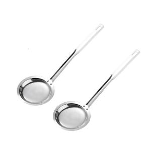 2ชิ้นตาข่ายกระชอนชั้นดีพร้อมที่จับตามหลักสรีรศาสตร์ตะแกรงแป้งได้จริงพร้อมช้อนกรองจับตามหลักสรีรศาสตร์สำหรับใช้ในครัว