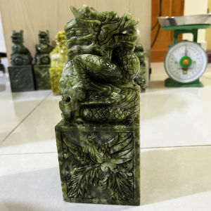 Ấn rồng triện rồng bằng ngọc của Việt Nam chế tác thủ công Cao 22cm nặng 3 kg