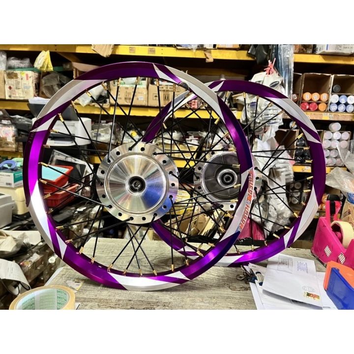 Rim discount alloy thunderbolt