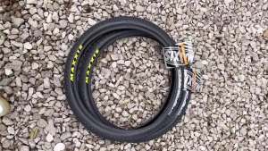 MAXXIS Holy Roller - Lốp xe đạp leo núi xe BMX Opathy Street Chocolate lốp xe đạp siêu nhẹ Penu 24x2.4 24 inch