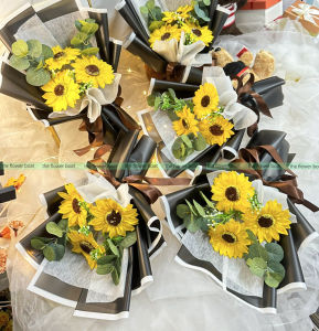TheFlowerBoat🌻Hỏa Tốc 2h🌻Bó hoa hướng dương 3 bông 5 bông bằng sáp thơm kèm gấu tốt nghiệp bó hoa tốt nghiệp có gấu quà tặng lễ kỷ niệm hoa sáp