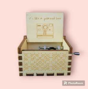 KPOP Enhypen Polaroid Love Hand Crank Mini Music Box