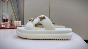 [Free Shipping] EVA Slippers WomenS Summer Fashion New Style Beach Sandals For Outdoor Wear