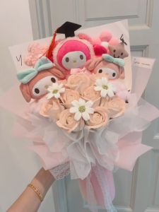 🇲🇾Ready Stock Sanrio Hello Kitty/Melody/Kuromi/Cinnamoroll/Soap Rose Graduation Bouquet