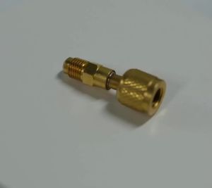 R32 R454B Brass Adapter 1/4 Inch Female to 1/4 Inch Male Reverse Thread