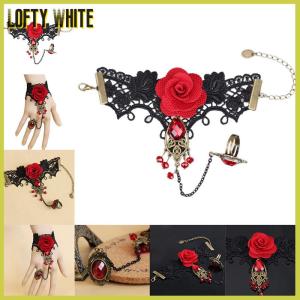 Lofty White กำไลข้อมือสีแดงกุหลาบลูกไม้สไตล์กอธิคพร้อมแหวนสวมนิ้วปรับได้